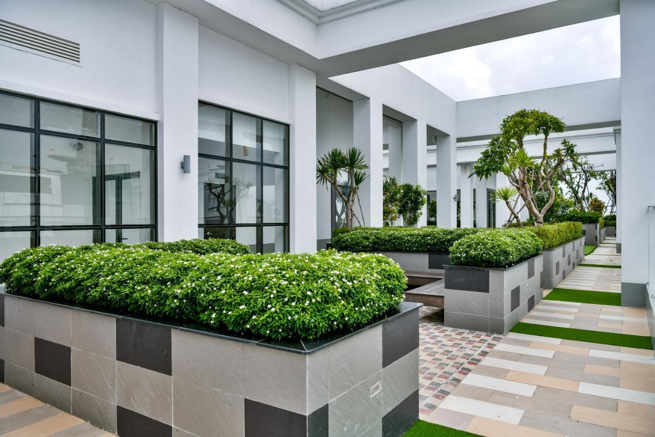 Ichiban Apartments Ho Chi Minh City Exterior photo